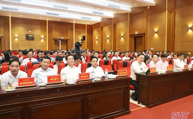 Hà Tĩnh thực hiện nghiêm túc, hiệu quả Chỉ thị 40-CT/TW của Ban Bí thư 