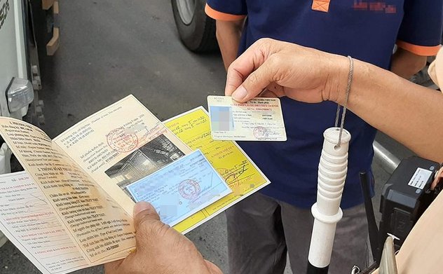 Từ tháng 7/2024, tham gia giao thông phải mang theo 6 loại giấy tờ 