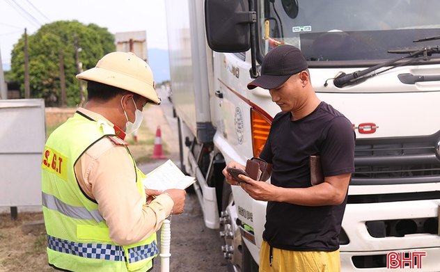 Hà Tĩnh phát hiện hơn 36.607 trường hợp vi phạm về trật tự ATGT