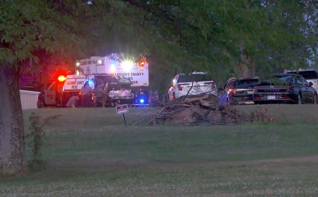 Nghi phạm nổ súng vào ông Trump có thể là tay súng bắn tỉa