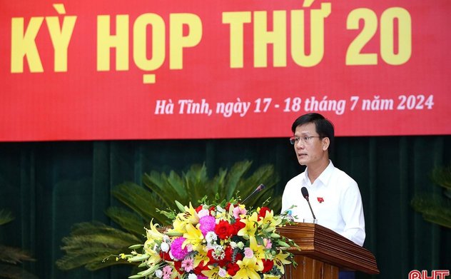 Giám đốc Sở Tài chính trả lời chất vấn nhiều nội dung cử tri quan tâm 