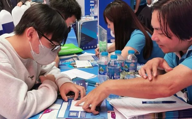 Hướng dẫn thí sinh nộp lệ phí xét tuyển đại học trực tuyến từ ngày 31/7 