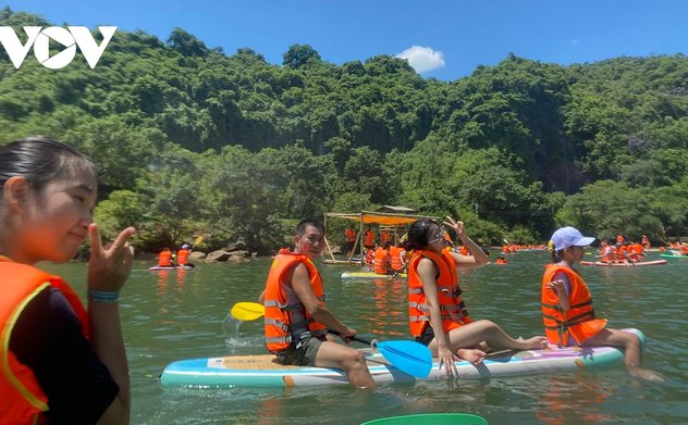 Giới trẻ với trào lưu “chữa lành” 