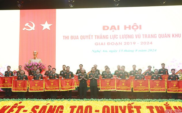 Đại hội Thi đua quyết thắng Quân khu 4 tạo động lực thực hiện thắng lợi nhiệm vụ chính trị