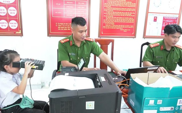 Công an thị trấn Đức Thọ nỗ lực trong cuộc cách mạng chuyển đổi số