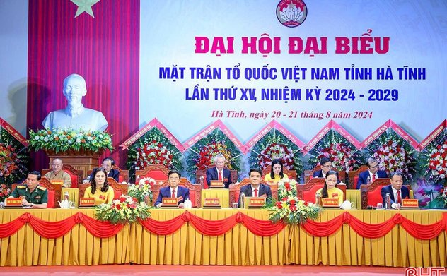 Phiên làm việc thứ nhất Đại hội Đại biểu MTTQ tỉnh Hà Tĩnh nhiệm kỳ 2024-2029