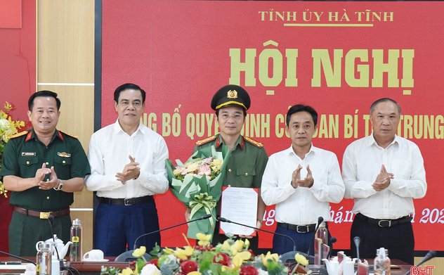Công bố quyết định của Ban Bí thư Trung ương Đảng về công tác cán bộ