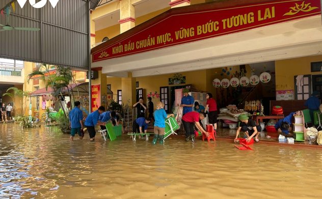 Bộ GD-ĐT đề nghị các trường ĐH ưu tiên miễn giảm học phí cho sinh viên vùng lũ 
