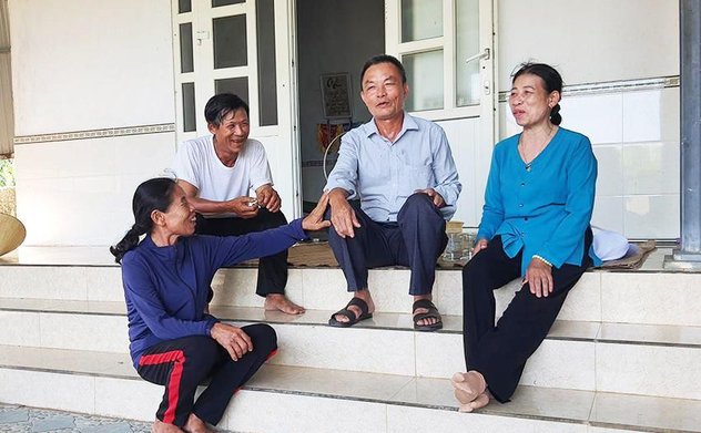 Dang rộng vòng tay, giúp đỡ người phụ nữ làng chài thoát nghèo