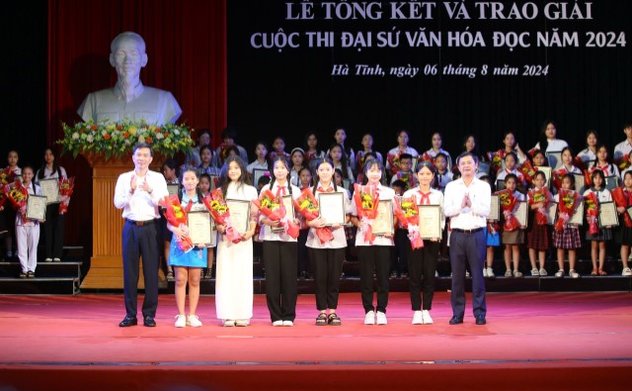 Hà Tĩnh tổ chức tổng kết và trao giải Cuộc thi Đại sứ Văn hoá đọc năm 2024