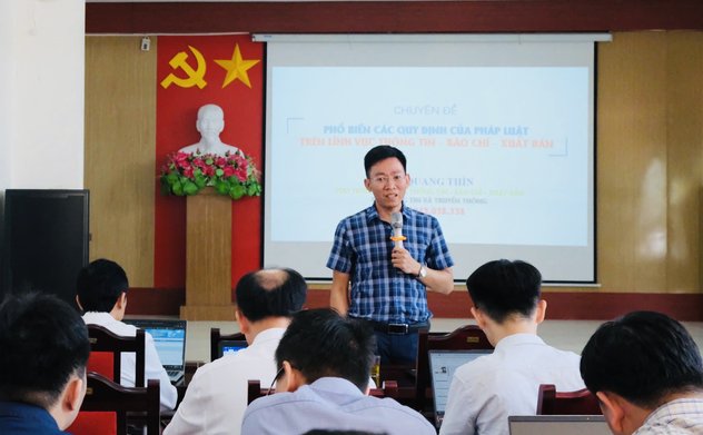 Tập huấn triển khai các văn bản quy phạm pháp luật lĩnh vực thông tin và truyền thông