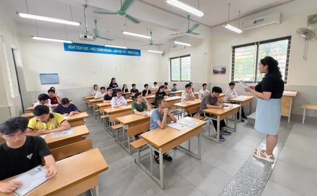 Bốc thăm môn thứ 3 kỳ thi vào lớp 10: Thứ trưởng Bộ Giáo dục và Đào tạo nói gì? 