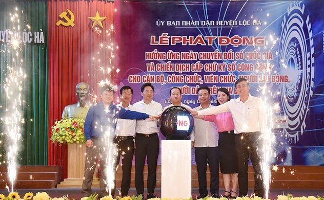 Lộc Hà đồng bộ đẩy mạnh công tác chuyển đổi số