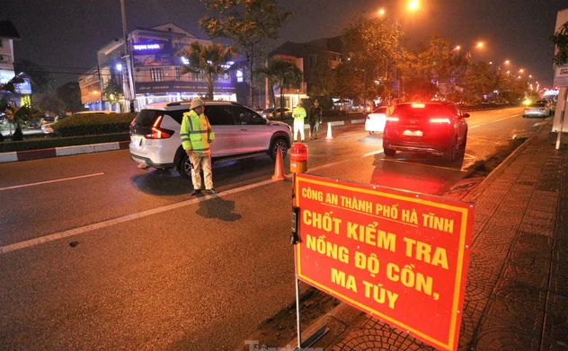 UBND tỉnh ban hành chỉ thị xử lý nghiêm cán bộ, công chức, viên chức, chiến sĩ LLVT vi phạm quy định về nồng độ cồn 