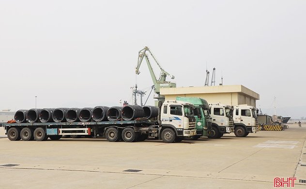 Kim ngạch xuất nhập khẩu tháng 10 của Hà Tĩnh khởi sắc