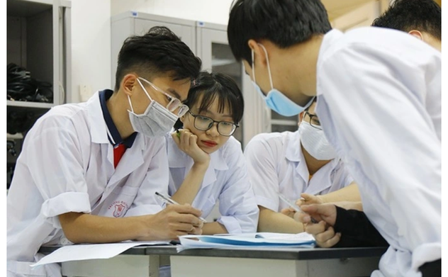 Đề xuất miễn học phí ngành Y: Hay nhưng không thực tế? 