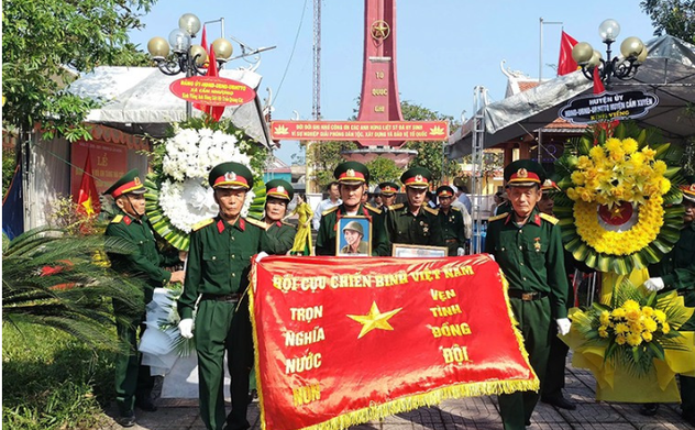 Cẩm Xuyên: Đưa hài cốt liệt sĩ về đất mẹ 