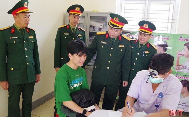 Kiên quyết xử lý nghiêm các trường hợp trốn, chống lệnh gọi nhập ngũ