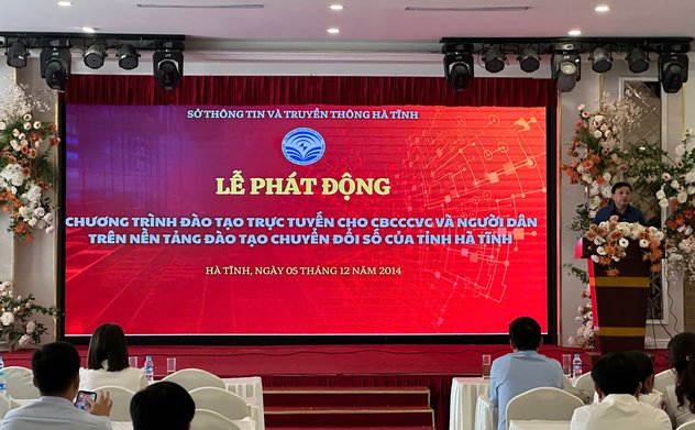 Hà Tĩnh phát động tham gia Chương trình đào tạo trực tuyến về chuyển đổi số 