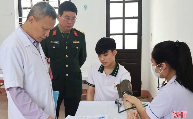 Hà Tĩnh đảm bảo tiến độ và chất lượng khám tuyển nghĩa vụ quân sự
