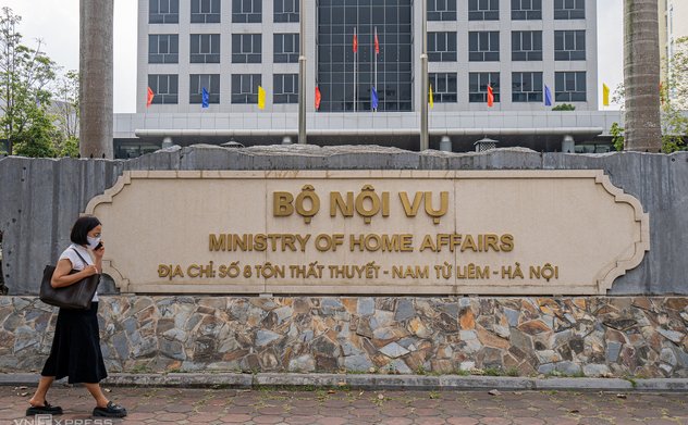 Bộ Nội vụ bác thông tin trên mạng xã hội về chế độ với cán bộ khi sắp xếp bộ máy