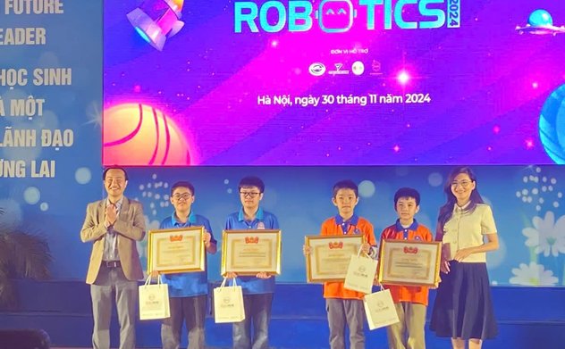 Đội thi Hà Tĩnh dành giải nhất vòng chung kết toàn quốc cuộc thi "Sáng tạo Robotics năm 2024"