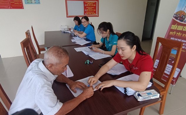 Đẩy mạnh thanh toán không dùng tiền mặt 