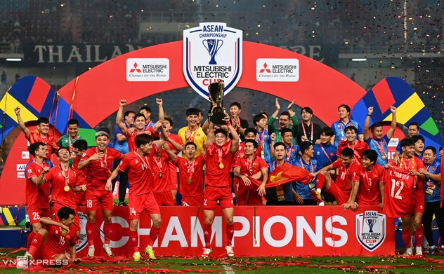 Xuân Son và 5 cầu thủ được đề xuất nhận huân chương Lao động