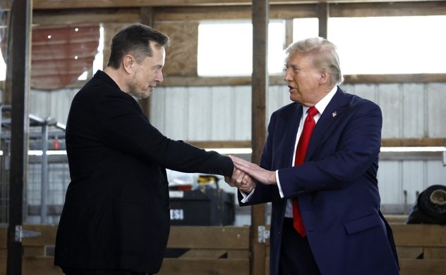 Elon Musk đã chi gần 300 triệu USD giúp ông Trump đắc cử