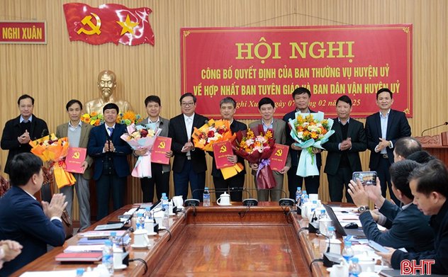 Thống nhất, đồng bộ trong sắp xếp tinh gọn tổ chức bộ máy