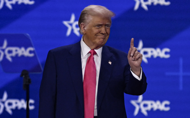 Ông Trump: Tôi muốn lấy lại tiền từ Ukraine