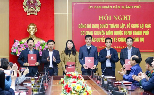 UBND thành phố Hà Tĩnh thành lập, tổ chức lại các cơ quan chuyên môn 