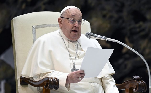 Tình trạng viêm phổi của Giáo hoàng không còn đe dọa tính mạng