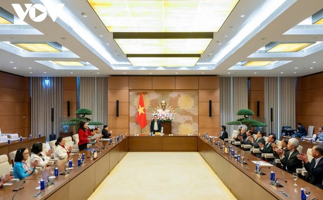 Chủ tịch Quốc hội: Tinh gọn bộ máy để dành nguồn lực cho đầu tư phát triển