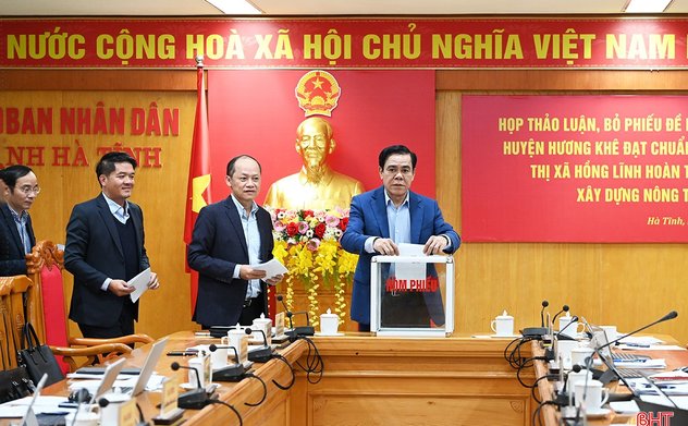 Thống nhất đề nghị Hương Khê đạt chuẩn, thị xã Hồng Lĩnh hoàn thành nhiệm vụ xây dựng NTM 