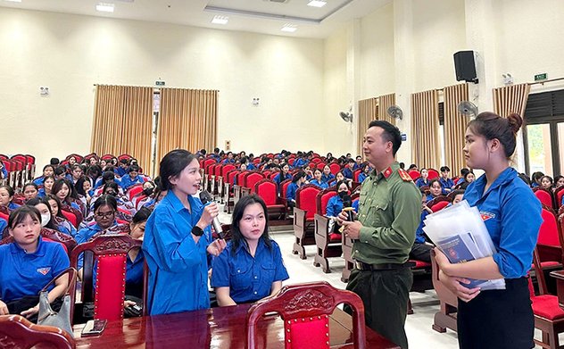 Công an Hà Tĩnh: Bảo vệ người dân trên không gian số