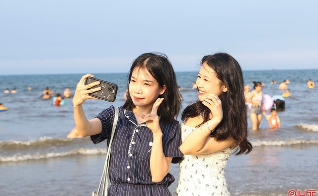 Hơn 734.000 lượt khách đến Hà Tĩnh trong dịp nghỉ lễ 30/4 và 1/5 