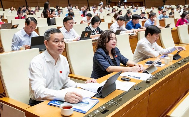 Quốc hội bàn việc giảm thuế VAT đến hết năm 2026 