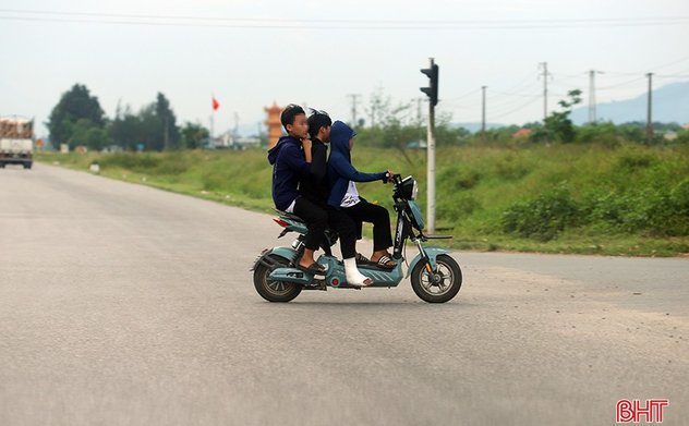 Nỗi lo tai nạn giao thông ở lứa tuổi học sinh dịp nghỉ hè