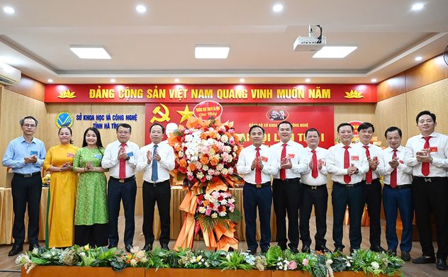 Đồng chí Nguyễn Duy Lâm, Bí thư Tỉnh ủy tham dự Đại hội lần thứ nhất, nhiệm kỳ 2025 – 2030 Đảng bộ Sở Khoa học và Công nghệ Hà Tĩnh 