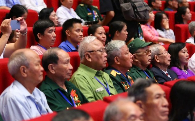 Bộ Nội vụ hướng dẫn việc tặng quà của Chủ tịch nước dịp 27/7