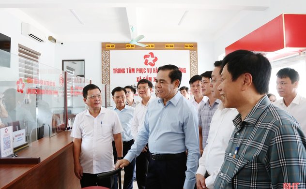 Thông suốt, nhịp nhàng trong giải quyết thủ tục hành chính cho người dân, doanh nghiệp