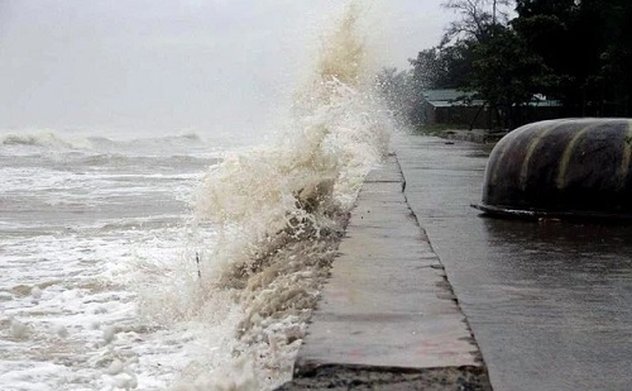 Hà Tĩnh: Chủ động ứng phó với áp thấp nhiệt đới trên Biển Đông