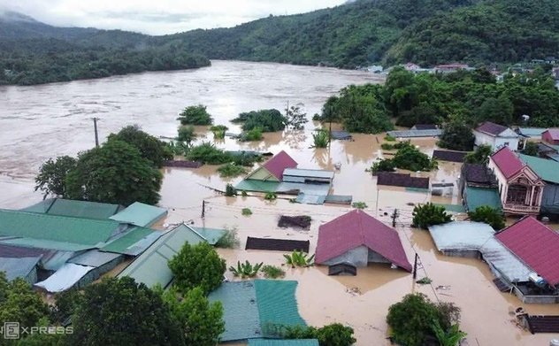 Thủ tướng yêu cầu nhanh chóng khắc phục hậu quả bão số 3 và mưa lũ
