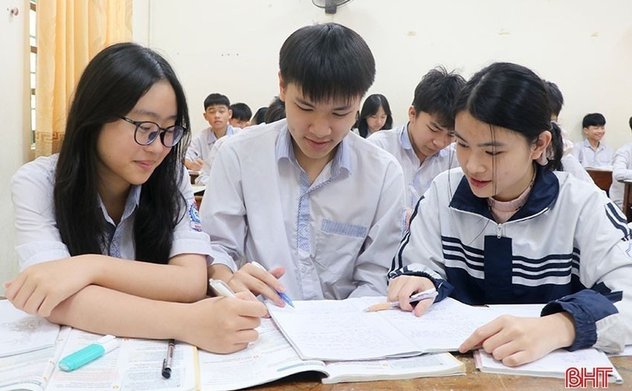 Học sinh cấp 2, 3 chính thức học 2 buổi/ngày từ năm học 2025-2026