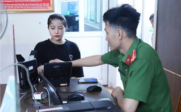 Hà Tĩnh: "Phủ đầy" tỷ lệ cấp thẻ căn cước cho công dân