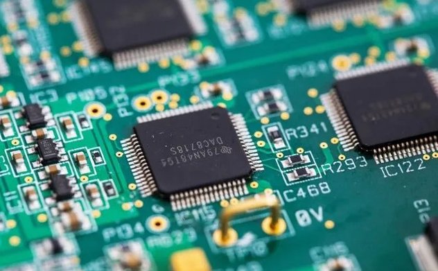 Trung Quốc mở hai cuộc điều tra nhắm vào chip Mỹ 