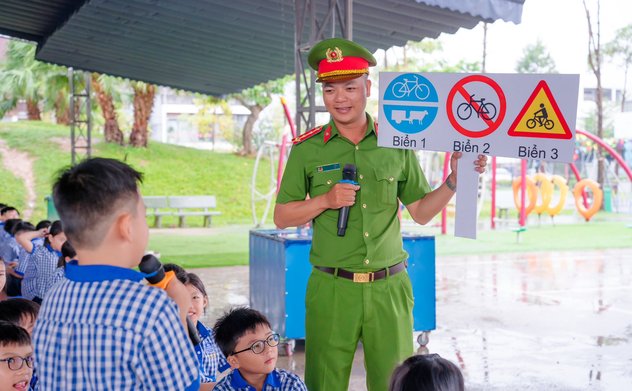 Lan tỏa văn hóa giao thông an toàn, văn minh trong học đường