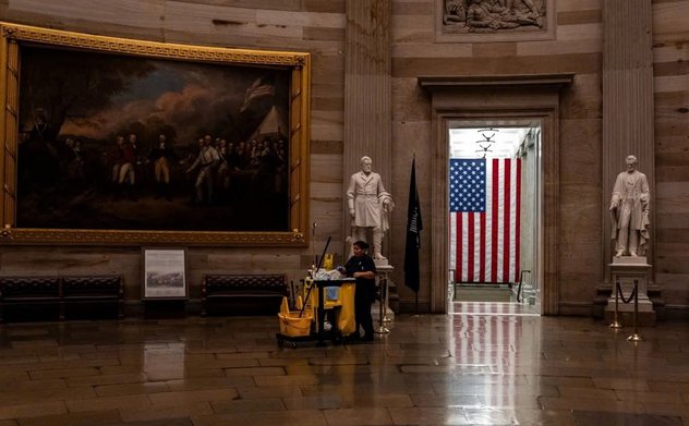 Bất an của nhân viên liên bang Mỹ giữa khủng hoảng đóng cửa và sa thải 