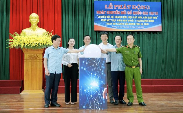 Phường Hà Huy Tập phát động ngày chuyển đổi số quốc gia 10/10
